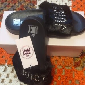 Juicy Couture Slides